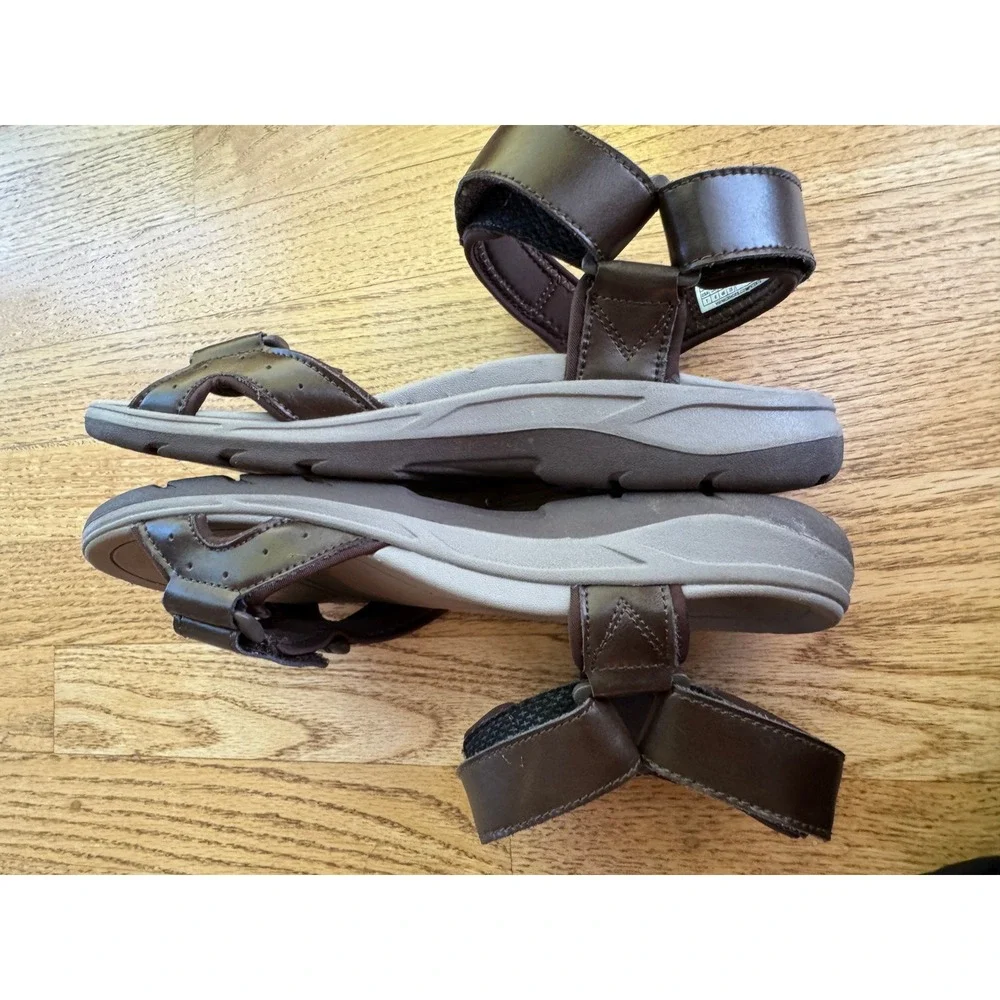 Vionic Leo Sandals Mens 7 Brown Adjustable Straps Leather Comfort Travel
